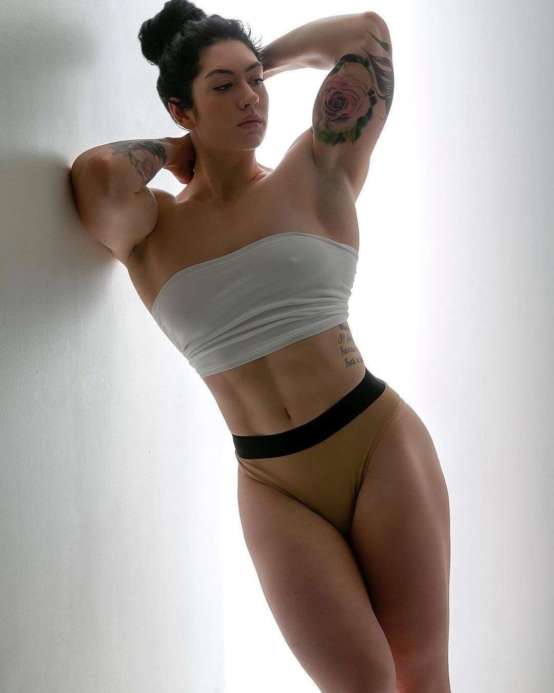 Natasha Bodybuilder Nude - Natasha Aughey nude - FitNudeGirls.com
