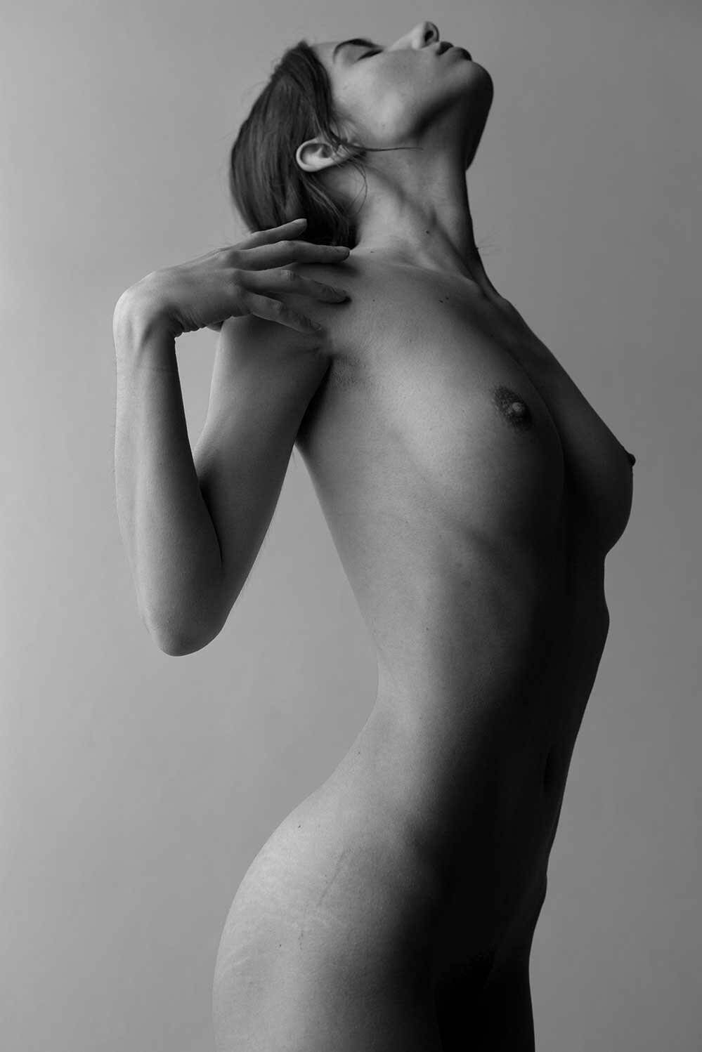 Rebecca Bagnol nude.
